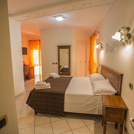 Hotel De Monti Rzym Zewnętrze zdjęcie