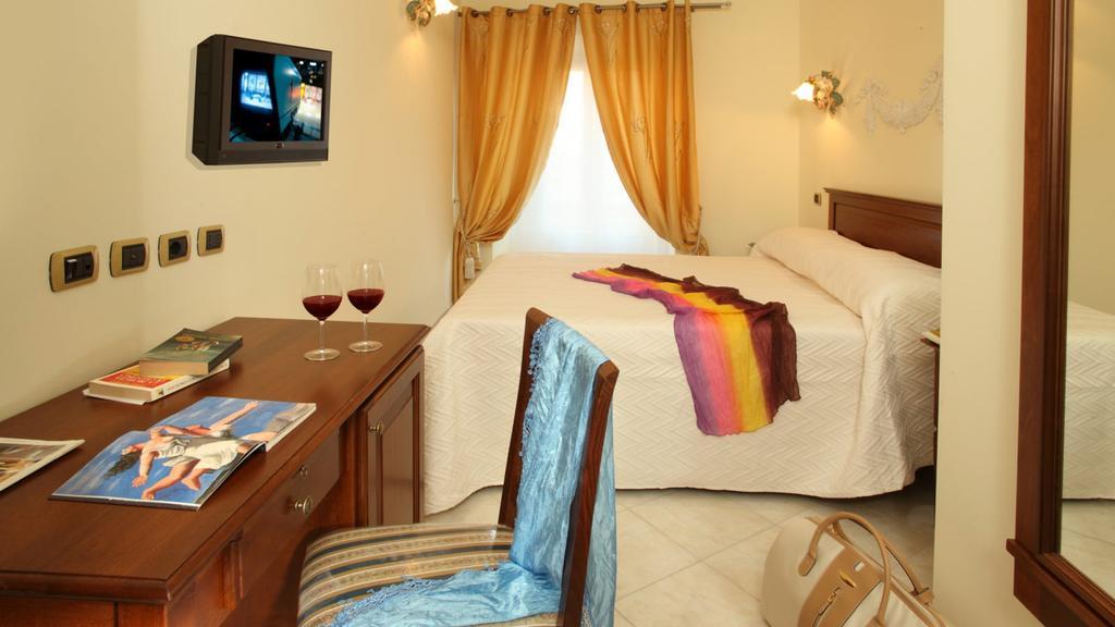 Hotel De Monti Rzym Zewnętrze zdjęcie