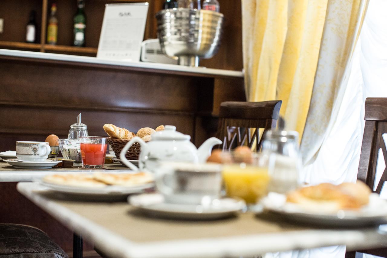 Hotel De Monti Rzym Zewnętrze zdjęcie