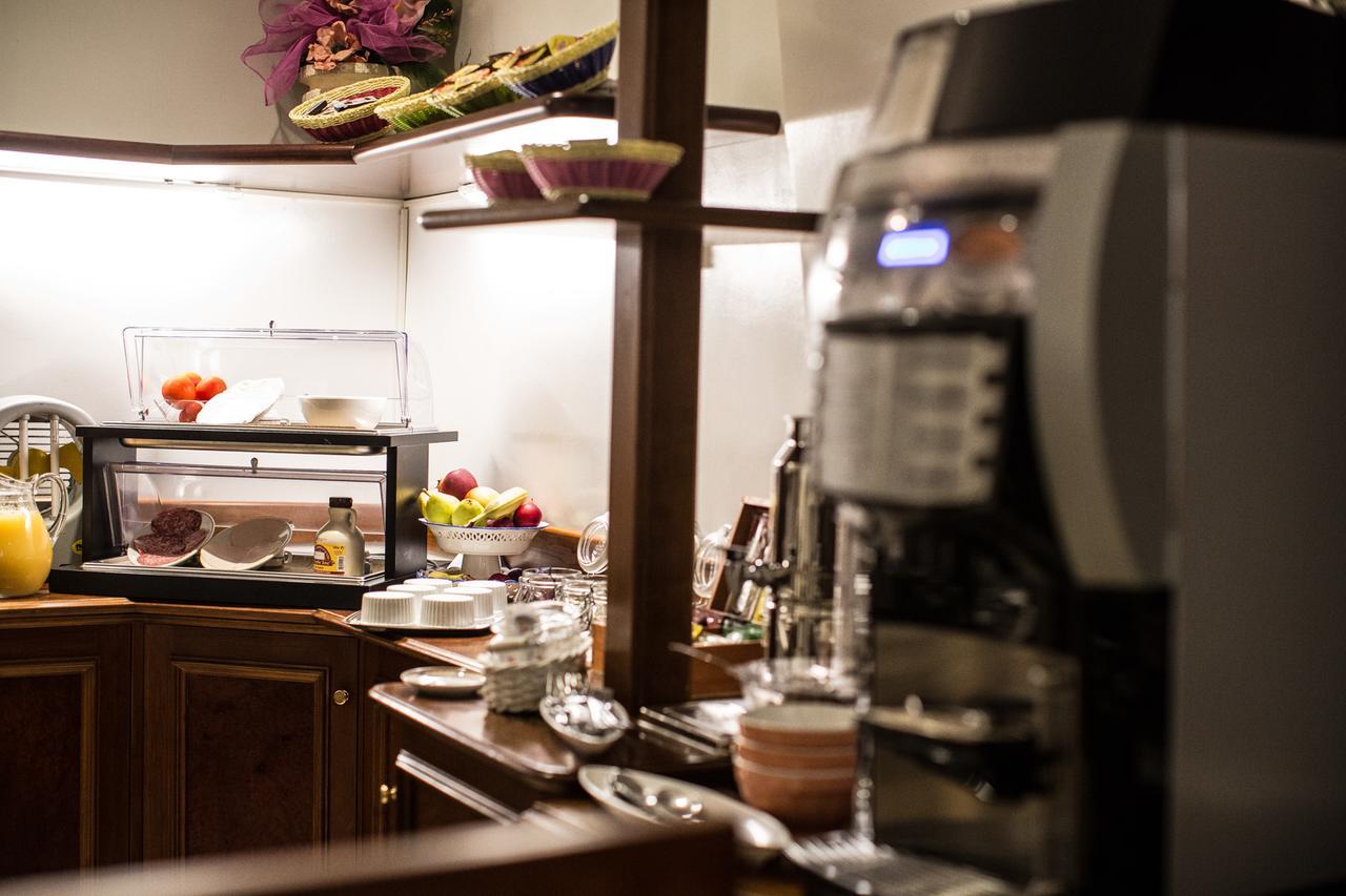 Hotel De Monti Rzym Zewnętrze zdjęcie