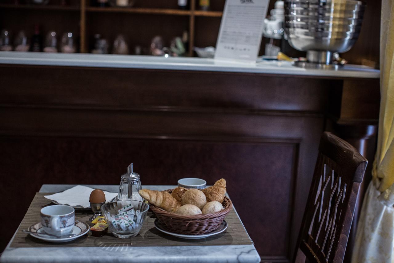 Hotel De Monti Rzym Zewnętrze zdjęcie