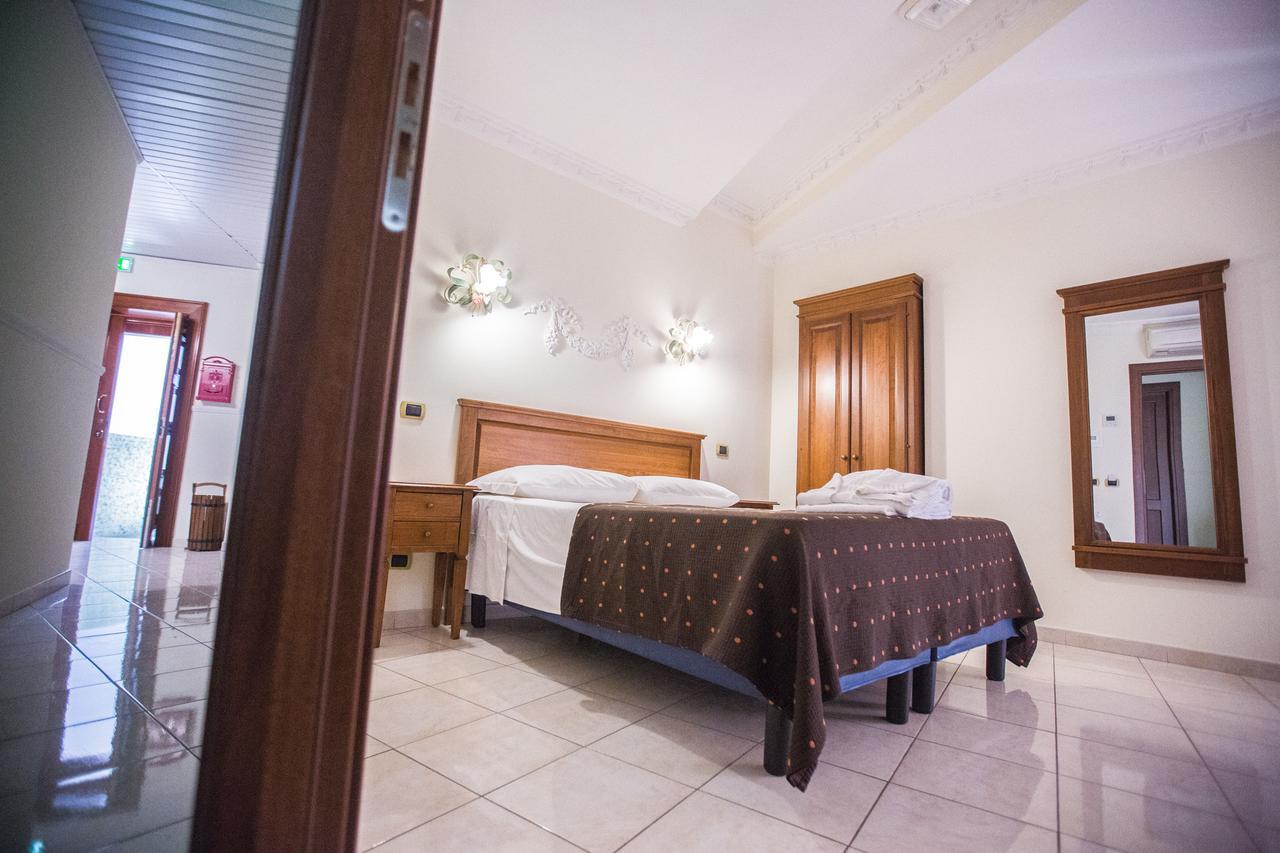 Hotel De Monti Rzym Zewnętrze zdjęcie