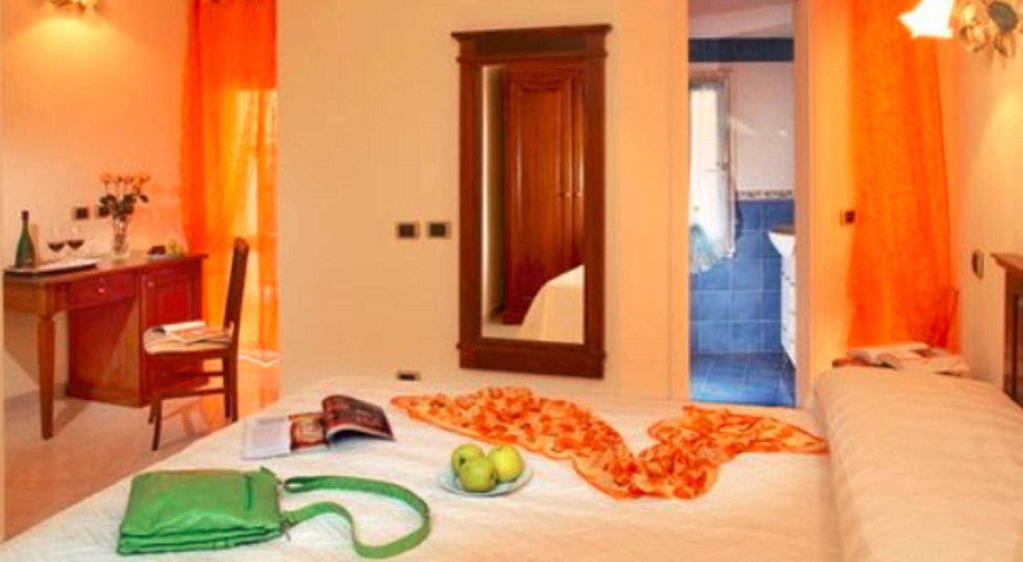 Hotel De Monti Rzym Zewnętrze zdjęcie